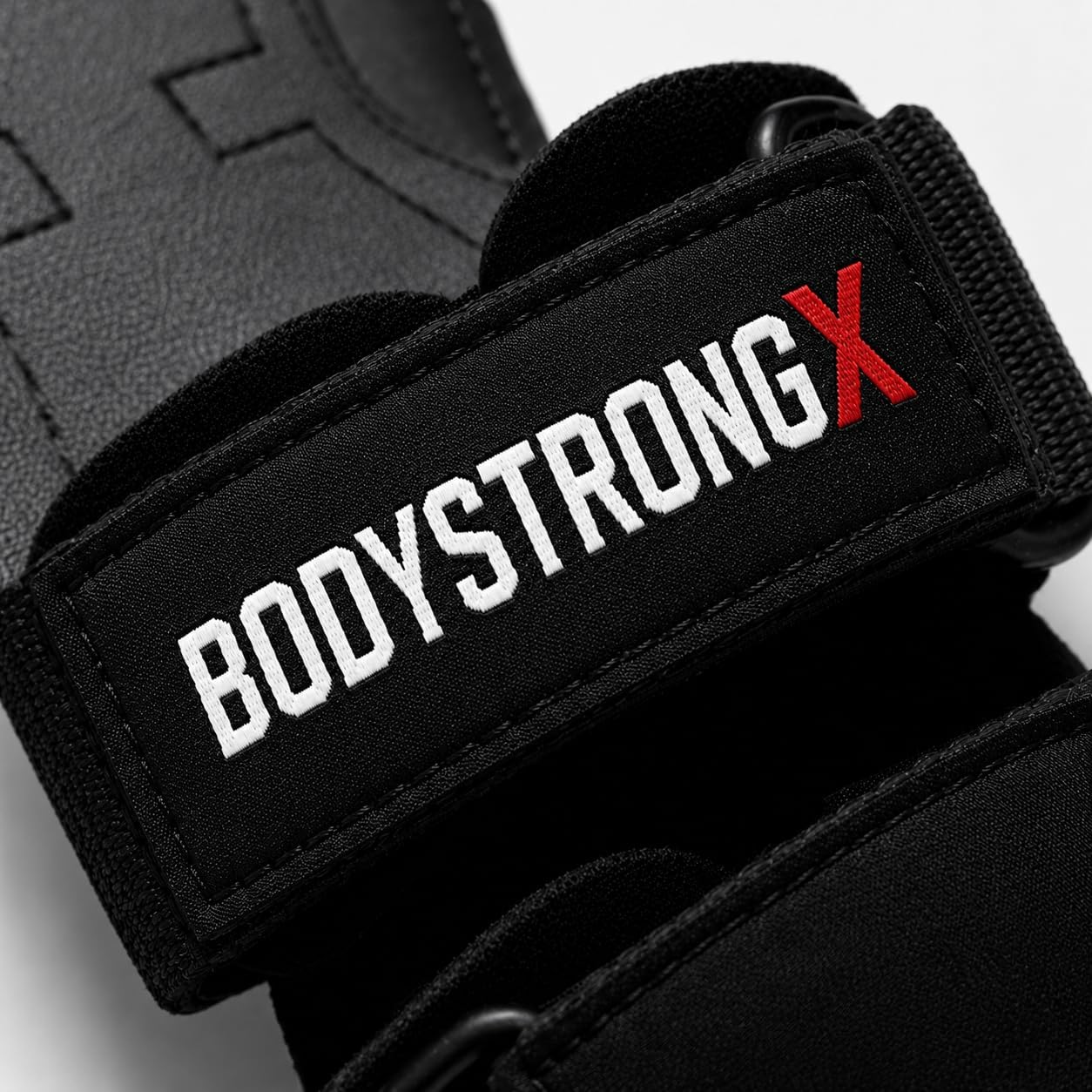 Weight Lifting Grips for Men & Women, Non-Slip Rubber Palm Grips with Padded Wrist Support for Deadlifts, Pull Ups, Rows, Lat Pulldowns, Powerlifting, Strength Training & Gym Workouts (Black, Medium)